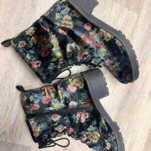 Steve Madden Madden Girl Eloisee Womens 9.5 Ankle Combat Boot Black Floral Suede